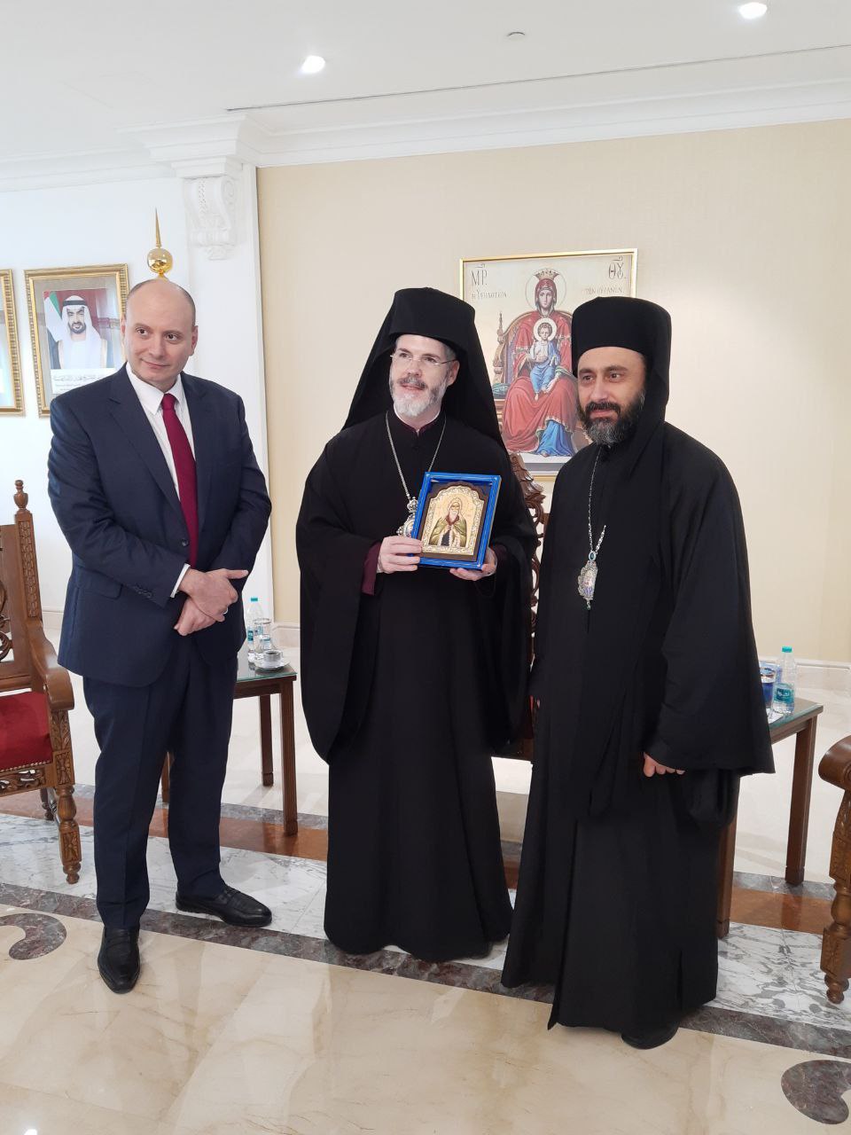 Митрополит Антоний и посланик Иван Йорданов се срещнаха с епископ Грегориос